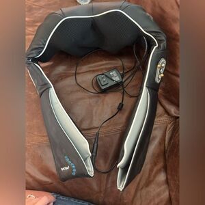 Backplus pro 3 in 1 massager heat and speed control.